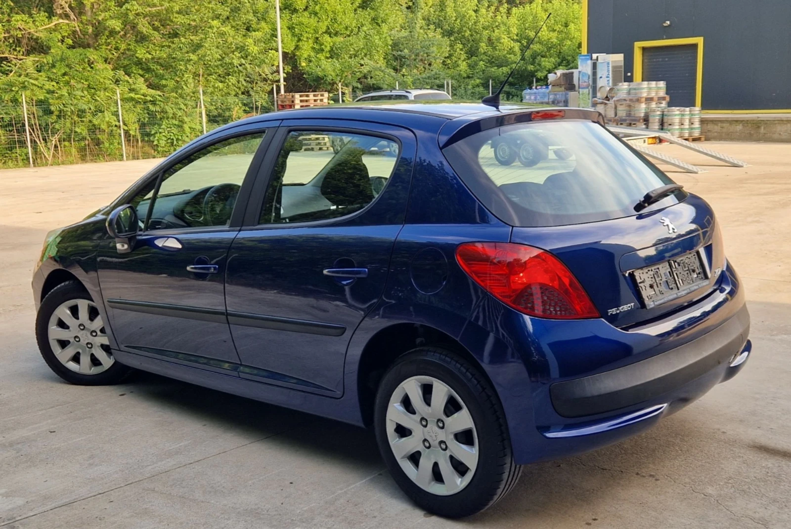 Peugeot 207 1.4i 75к.с., снимка 4 - Автомобили и джипове - 54986217