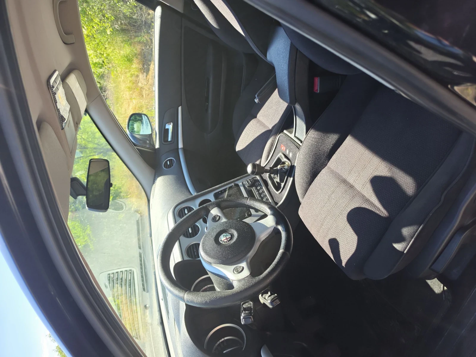 Alfa Romeo 159 1.9L JTDm, снимка 6 - Автомобили и джипове - 55008059