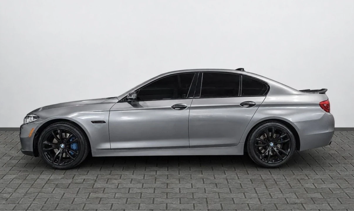 BMW 535 XDRIVE 35D * ПАНО * HARMON KARDON * HEAD UP * , снимка 3 - Автомобили и джипове - 55185639