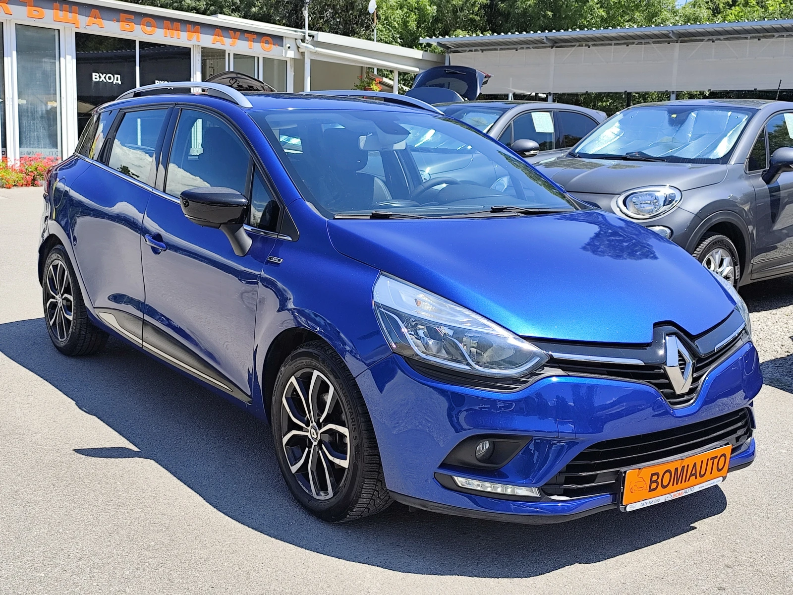Renault Clio 1.2i* LED* NAVI* CAMERA* , снимка 3 - Автомобили и джипове - 55444098