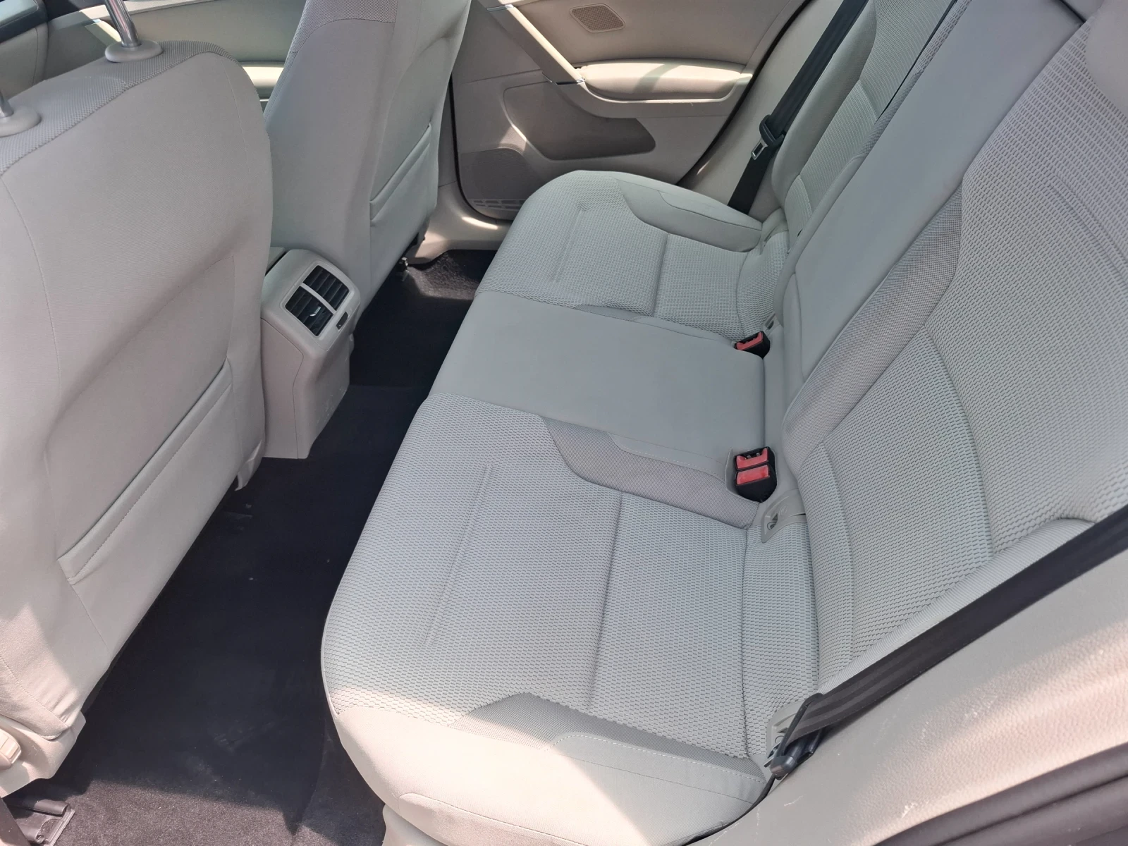VW Golf 1, 6TDI-110p.s.-Euro6, снимка 10 - Автомобили и джипове - 55507120
