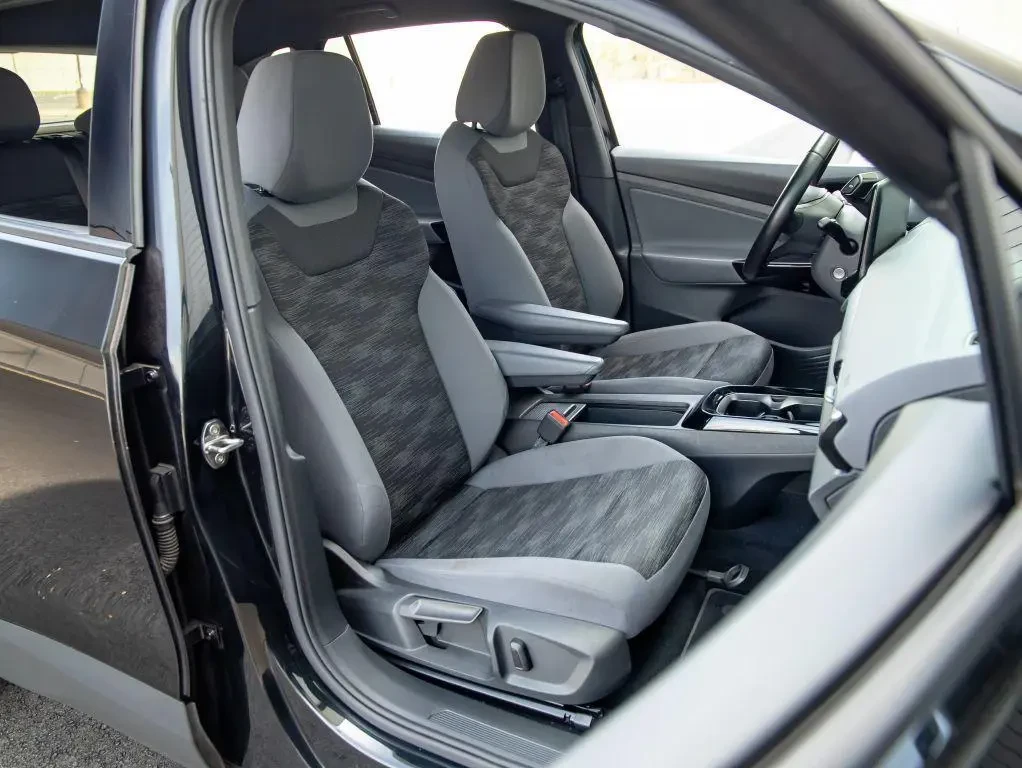 VW ID.4 Pro AWD, снимка 15 - Автомобили и джипове - 55511371