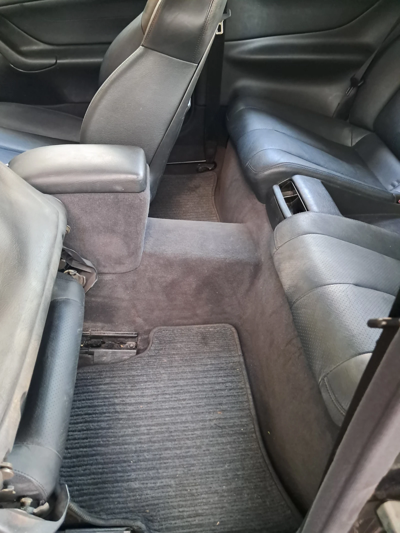 Mercedes-Benz CLK, снимка 9 - Автомобили и джипове - 55630115