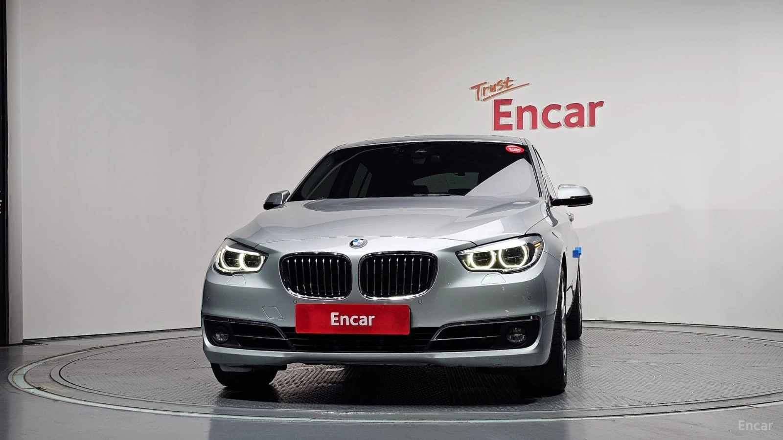 BMW 5 Gran Turismo * X-DRIVE* 360* ПАНО* KEYLESS* Camera* ПОДГРЕВ* , снимка 3 - Автомобили и джипове - 55655478