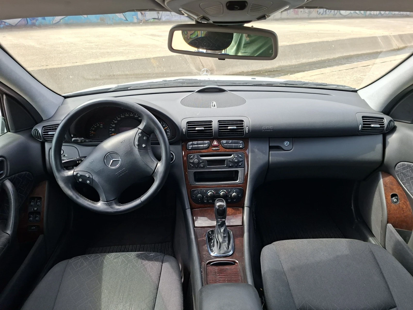 Mercedes-Benz C 220 2.2, снимка 7 - Автомобили и джипове - 56040536
