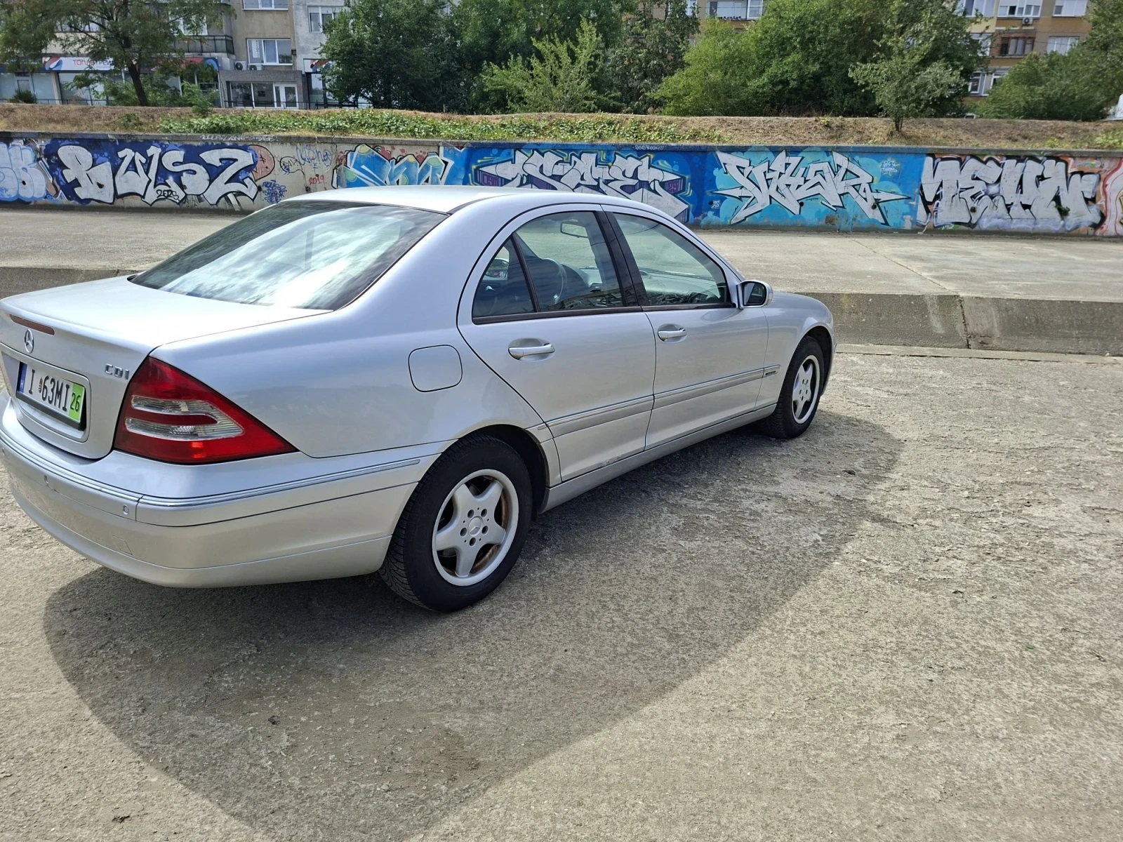 Mercedes-Benz C 220 2.2, снимка 5 - Автомобили и джипове - 56040536