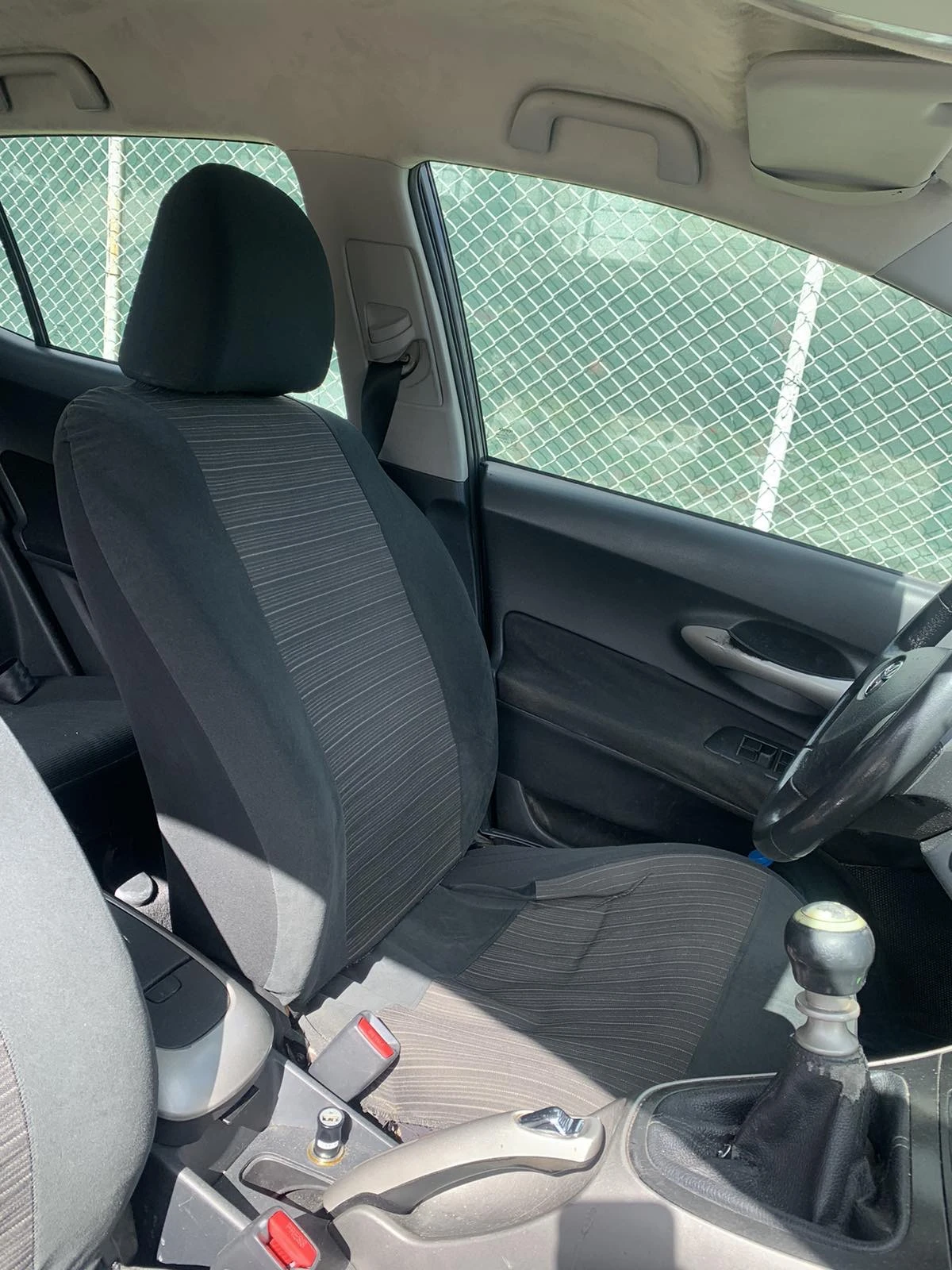 Toyota Auris 2.0 D-4D, снимка 6 - Автомобили и джипове - 56061410