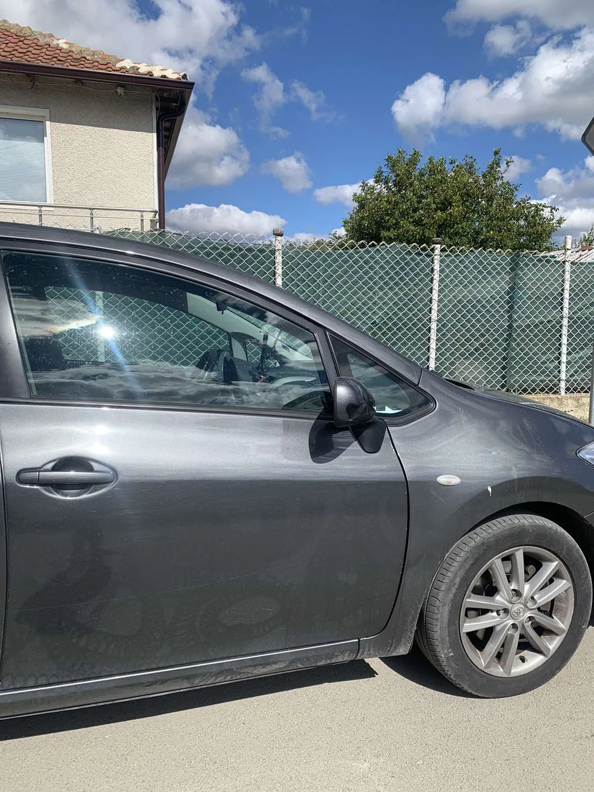 Toyota Auris 2.0 D-4D, снимка 3 - Автомобили и джипове - 56061410