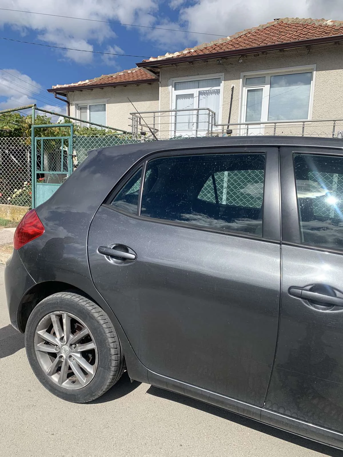 Toyota Auris 2.0 D-4D, снимка 4 - Автомобили и джипове - 56061410