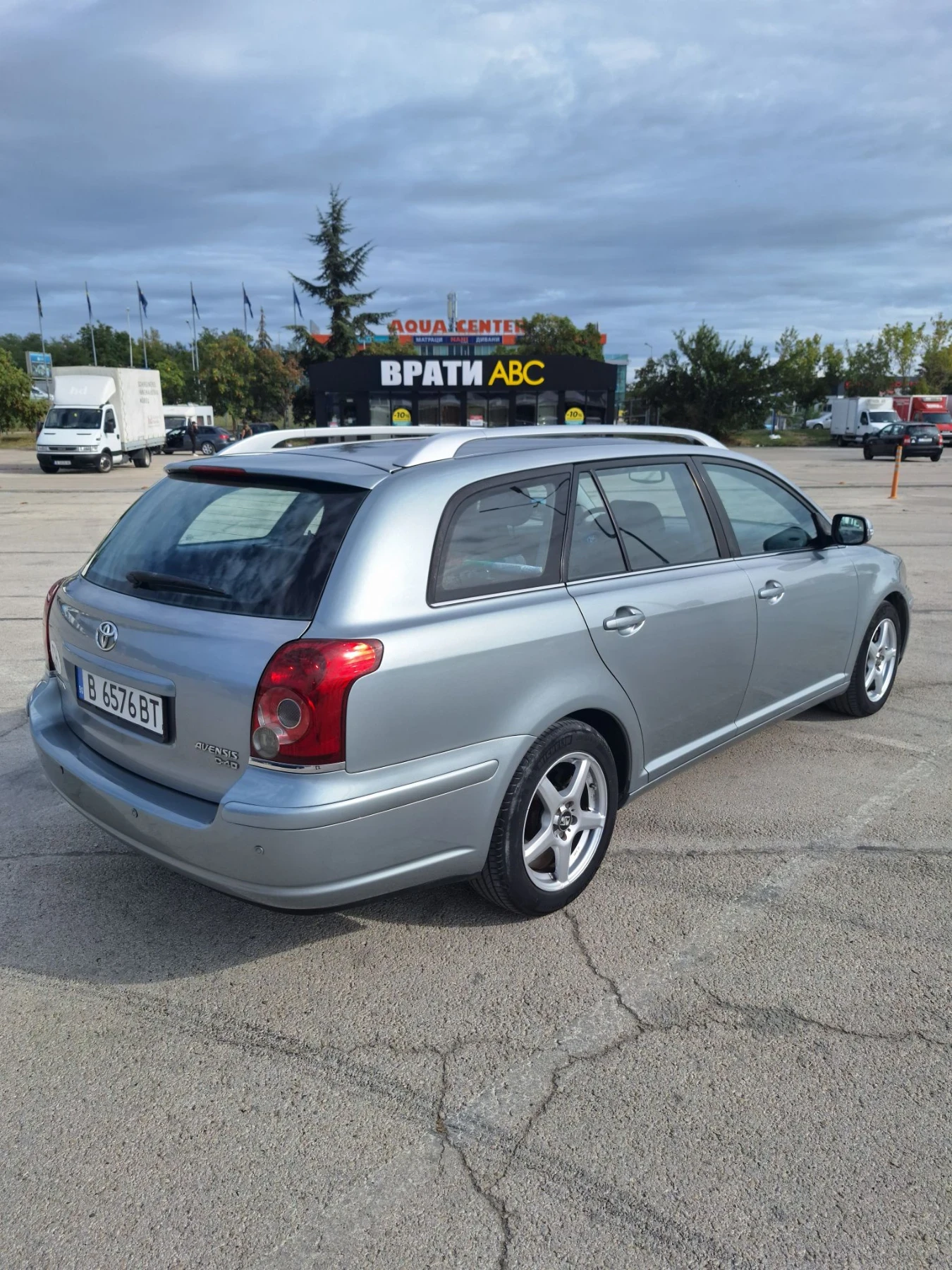 Toyota Avensis, снимка 5 - Автомобили и джипове - 56182997