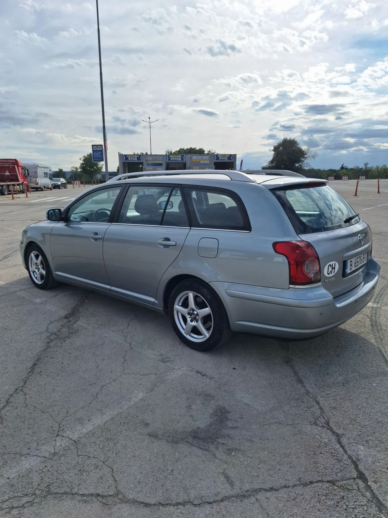 Toyota Avensis, снимка 9 - Автомобили и джипове - 56182997