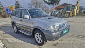 Nissan Terrano 3.0 Климатик 4x4 7Места, снимка 2