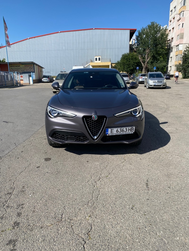 Alfa Romeo Stelvio, снимка 1 - Автомобили и джипове - 46087858