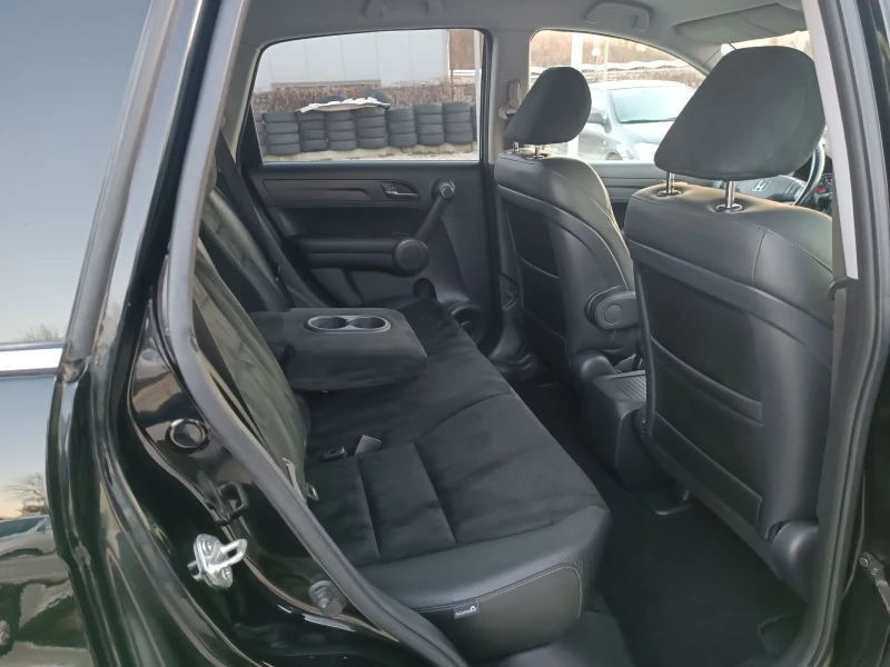 Honda Cr-v 2.0i-150кс-ШВЕЙЦАРИЯ-РЪЧКА-4Х4-6ск-FACELIFT-NAVI, снимка 11 - Автомобили и джипове - 48436984