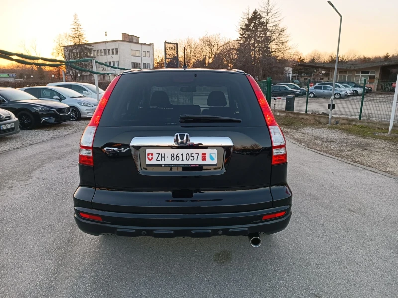 Honda Cr-v 2.0i-150кс-ШВЕЙЦАРИЯ-РЪЧКА-4Х4-6ск-FACELIFT-NAVI, снимка 4 - Автомобили и джипове - 48436984