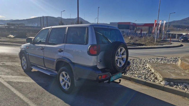 Nissan Terrano 3.0 Климатик 4x4 7Места, снимка 17 - Автомобили и джипове - 48441645