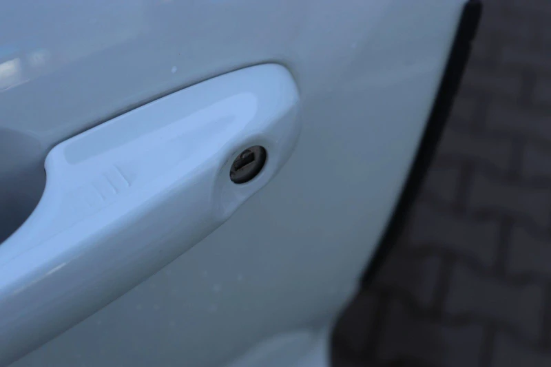 Ford Kuga 2.5/ST-LINE/224HP/AMBI/CAM/CARPLAY/LED/204f, снимка 8 - Автомобили и джипове - 50715181