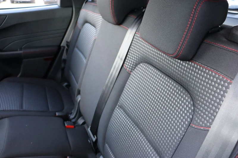 Ford Kuga 2.5/ST-LINE/224HP/AMBI/CAM/CARPLAY/LED/204f, снимка 15 - Автомобили и джипове - 50715181