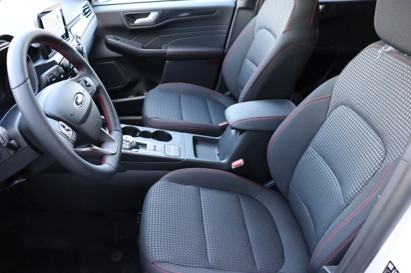 Ford Kuga 2.5/ST-LINE/224HP/AMBI/CAM/CARPLAY/LED/204f, снимка 11 - Автомобили и джипове - 50715181