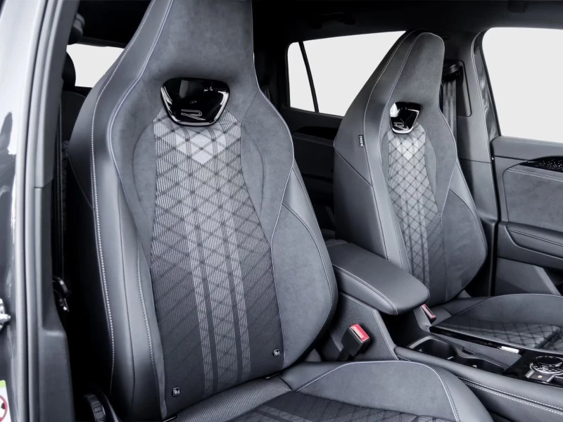 VW Tayron R-LINE/177HP/eHYBRID/20/AHK/KLESS/H&K/LED/490f, снимка 11 - Автомобили и джипове - 51191587