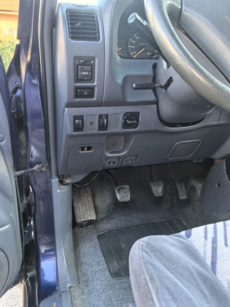 Toyota Land cruiser 3.0 , снимка 10 - Автомобили и джипове - 51640548