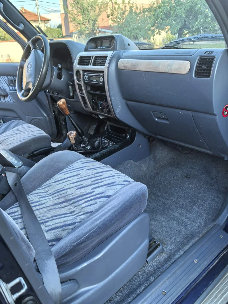 Toyota Land cruiser 3.0 , снимка 7 - Автомобили и джипове - 51640548