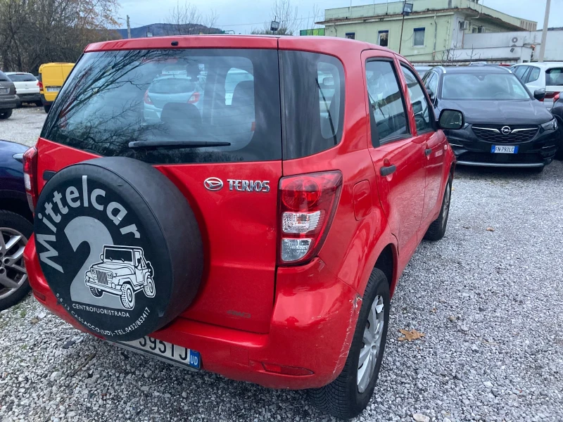 Daihatsu Terios 1.5 Benzin 4x4 Klima Top zabelegki, снимка 3 - Автомобили и джипове - 52868681