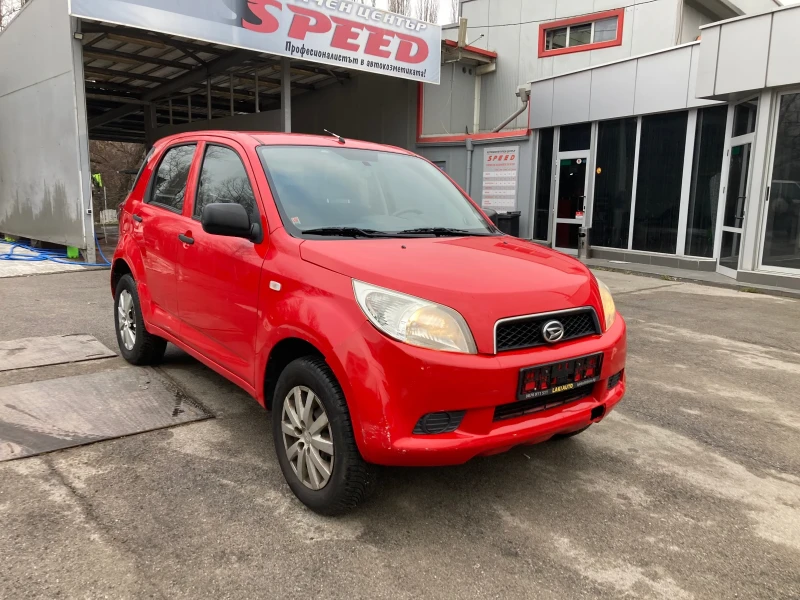 Daihatsu Terios 1.5 Benzin 4x4 Klima Top zabelegki 237000km100x100, снимка 2 - Автомобили и джипове - 52868681
