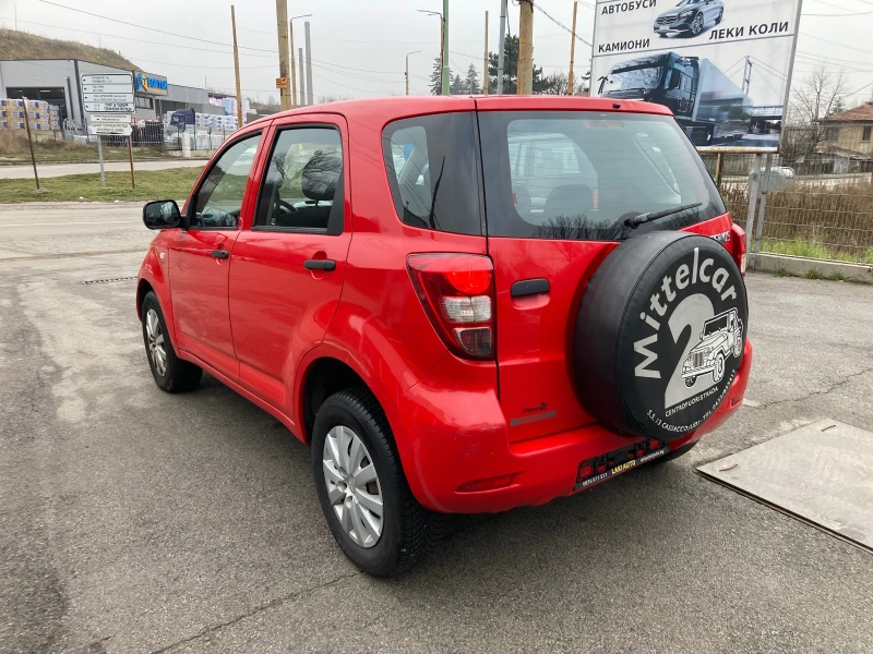 Daihatsu Terios 1.5 Benzin 4x4 Klima Top zabelegki 237000km100x100, снимка 4 - Автомобили и джипове - 52868681