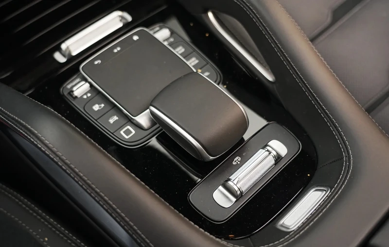 Mercedes-Benz GLE 53 4MATIC  AMG Coupe 4MATIC+ , снимка 14 - Автомобили и джипове - 53212813