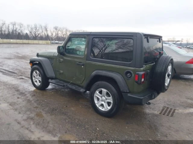 Jeep Wrangler * SPORT S 4X4* CARFAX* , снимка 3 - Автомобили и джипове - 49386854