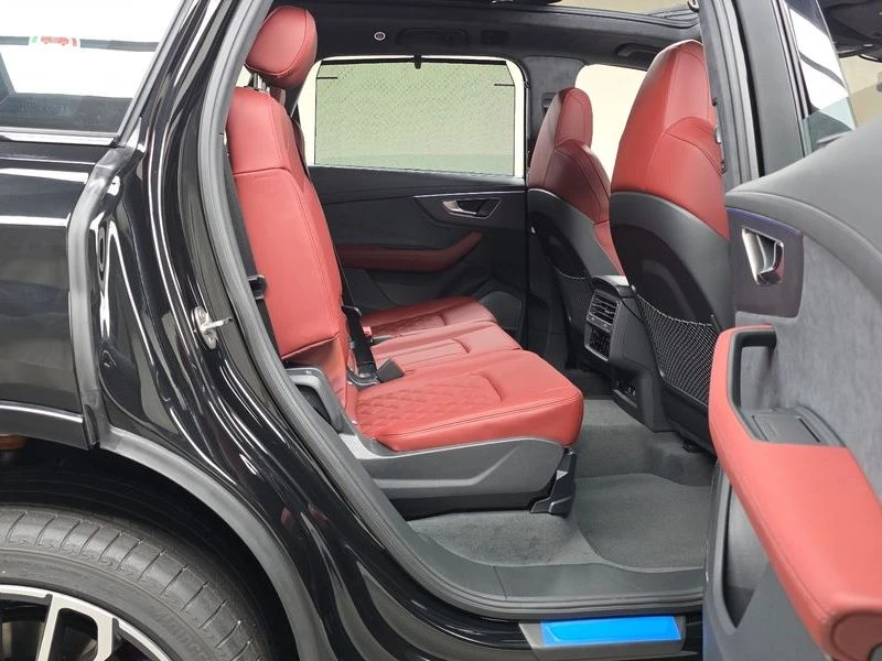 Audi SQ7 4.0 DWR Automatic, снимка 11 - Автомобили и джипове - 55779767