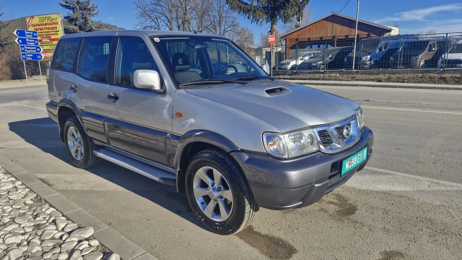 Nissan Terrano 3.0 Климатик 4x4 7Места - изображение 2