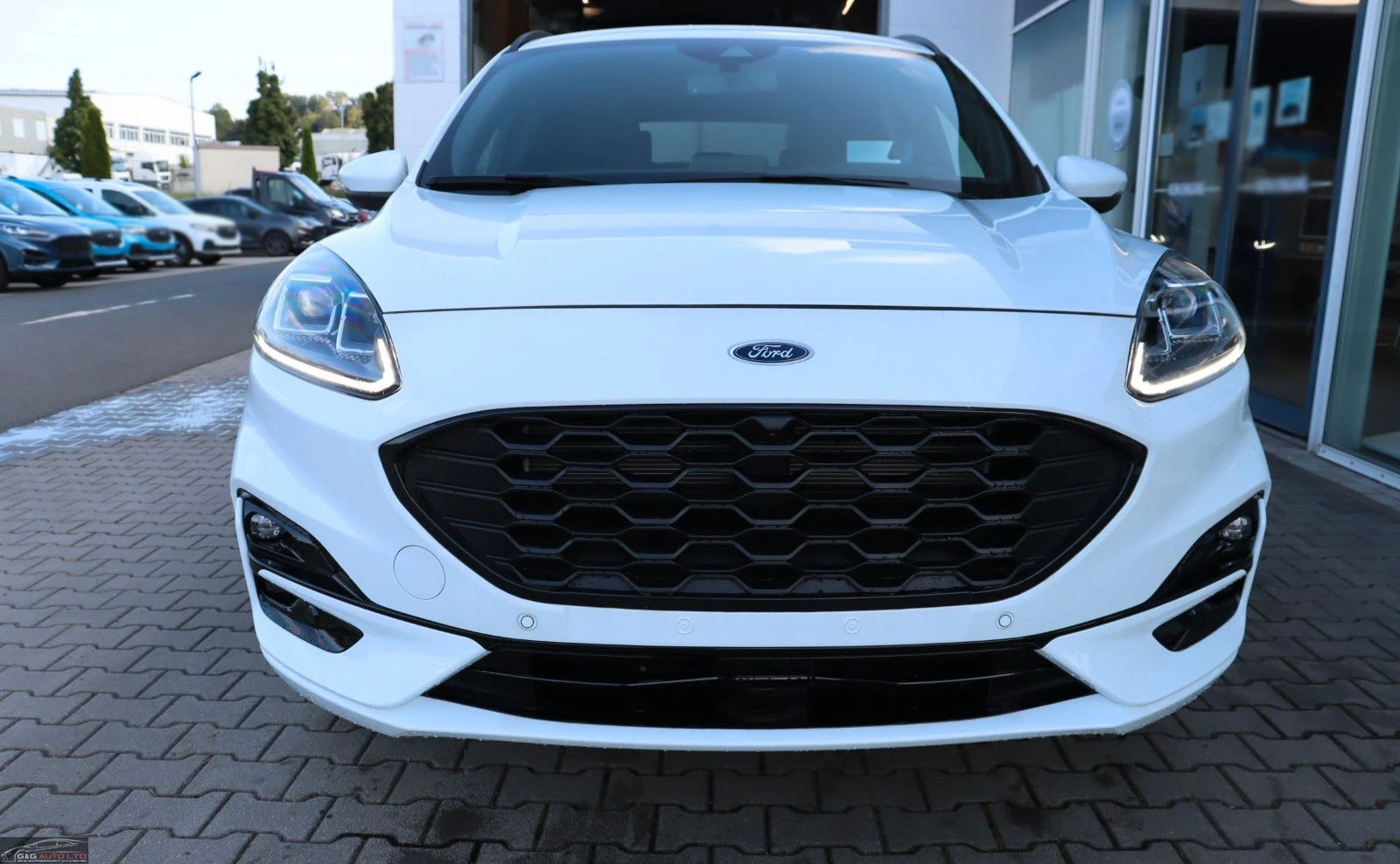 Ford Kuga 2.5/ST-LINE/244HP/AMBI/CAM/CARPLAY/LED/204f - изображение 2