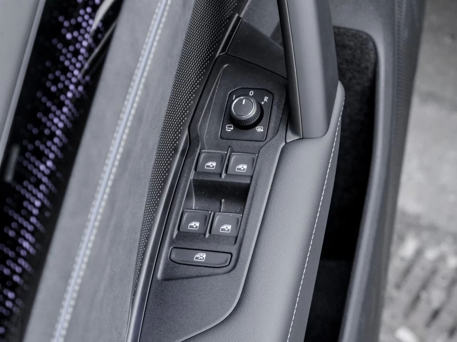 VW Tayron R-LINE/177HP/eHYBRID/20/AHK/KLESS/H&K/LED/490f | Mobile.bg   12