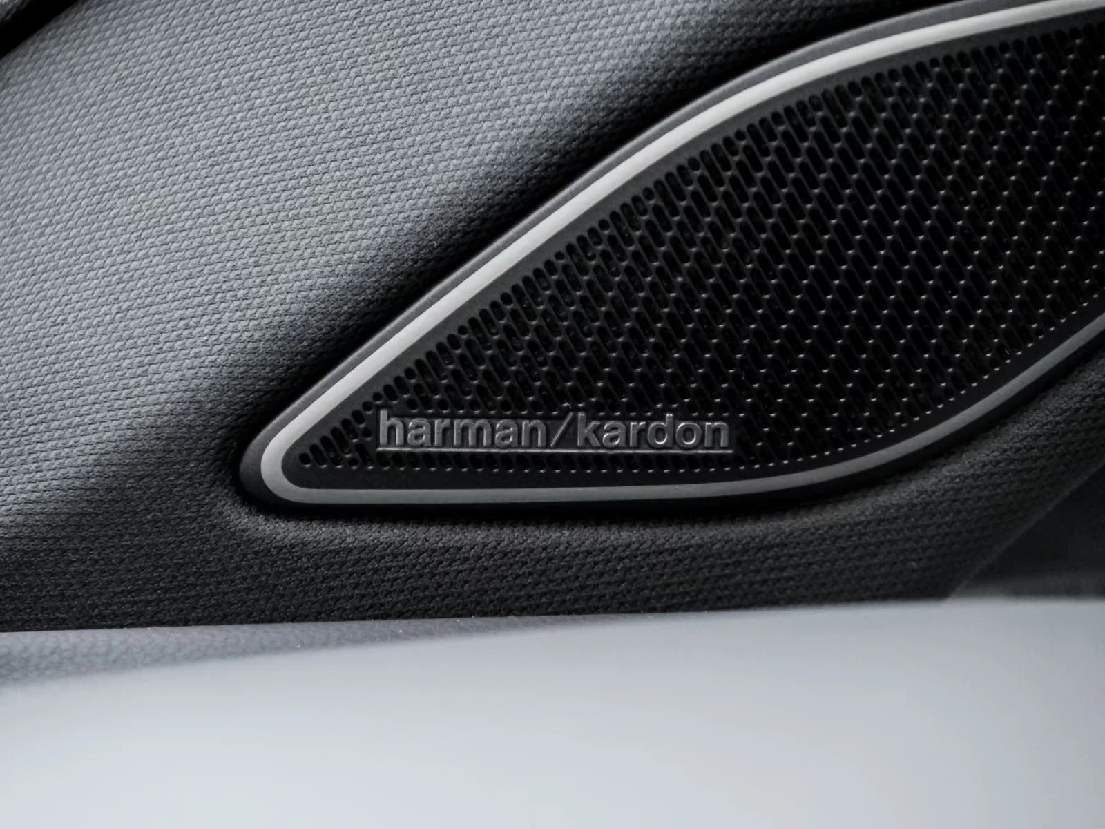 VW Tayron R-LINE/177HP/eHYBRID/20/AHK/KLESS/H&K/LED/490f | Mobile.bg   15