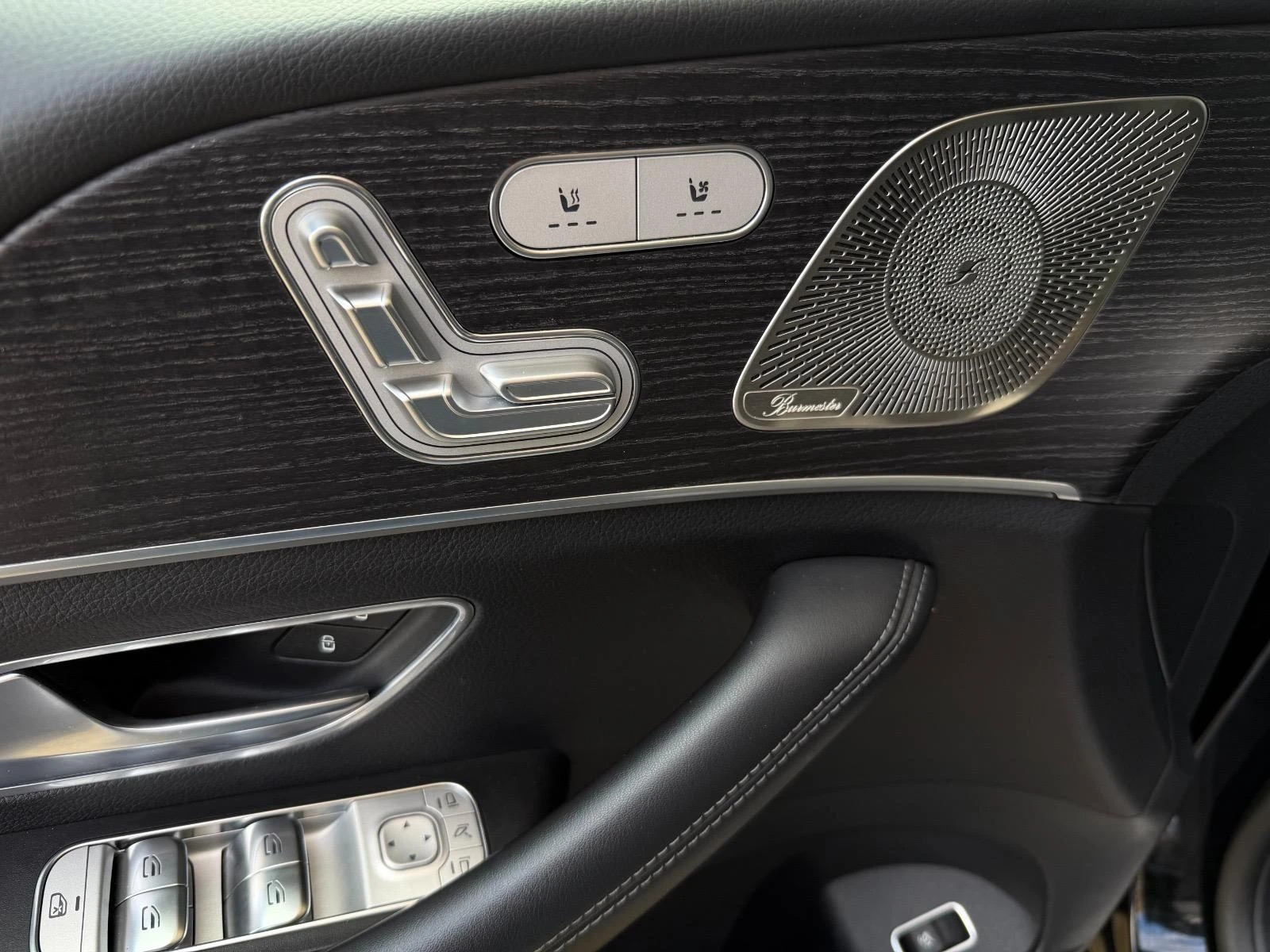 Mercedes-Benz GLE 400 d 4Matic AMG-Line - изображение 8