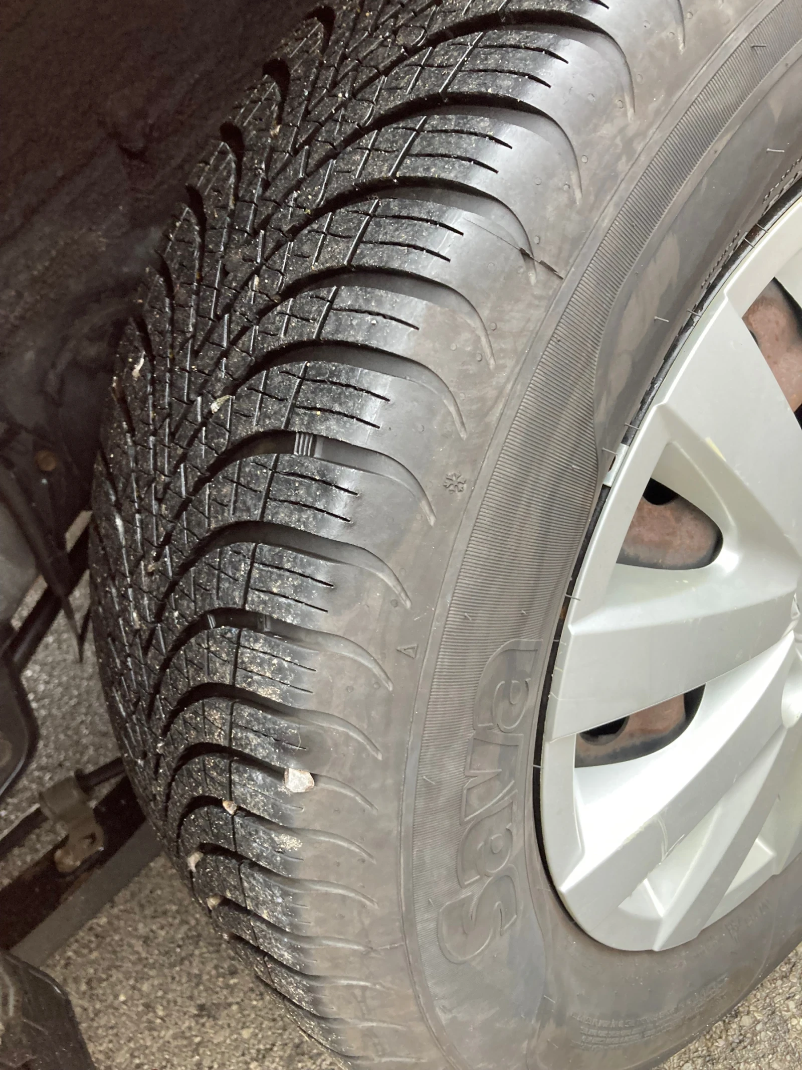 Daihatsu Terios 1.5 Benzin 4x4 Klima Top zabelegki - изображение 7