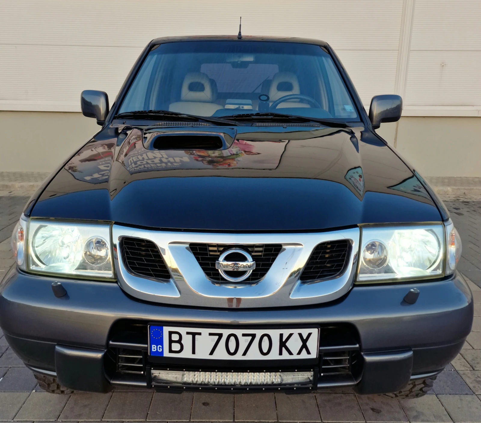 Nissan Terrano, снимка 8 - Автомобили и джипове - 54040736