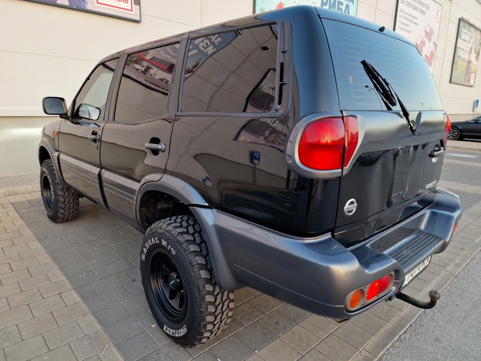 Nissan Terrano, снимка 3 - Автомобили и джипове - 54040736