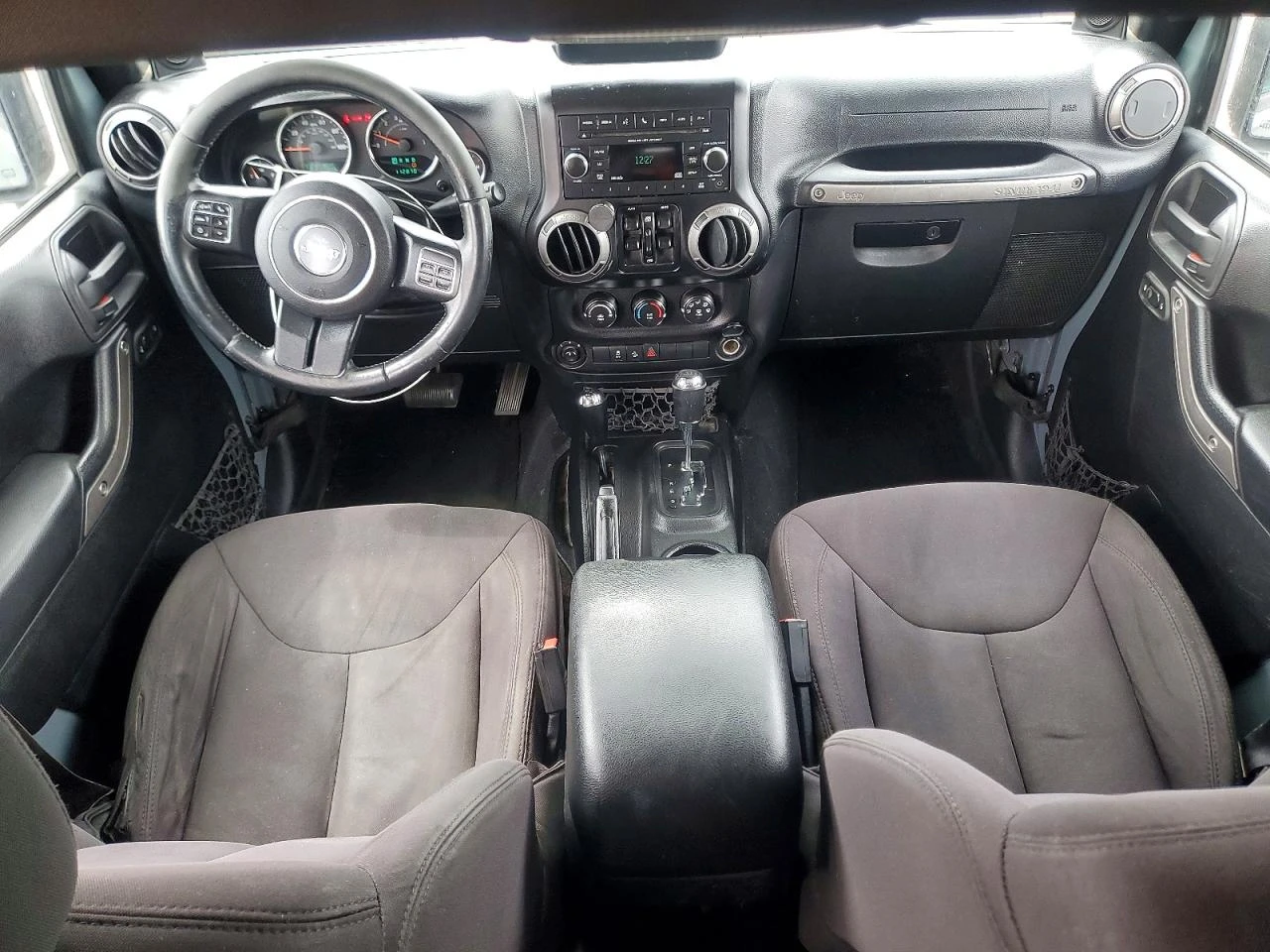 Jeep Wrangler Unlimited Sport, снимка 5 - Автомобили и джипове - 54075799