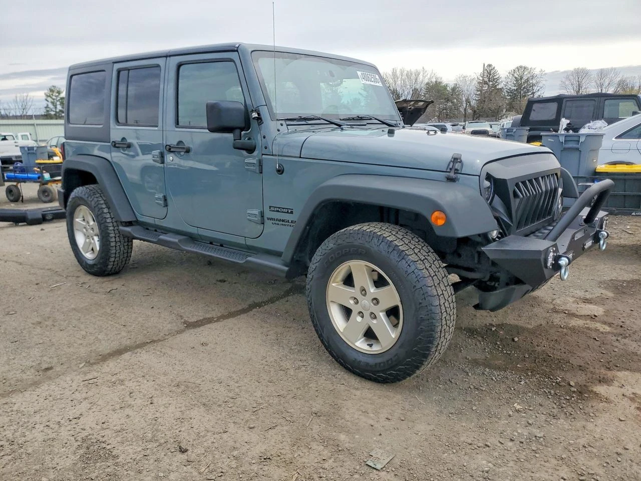 Jeep Wrangler Unlimited Sport, снимка 3 - Автомобили и джипове - 54075799