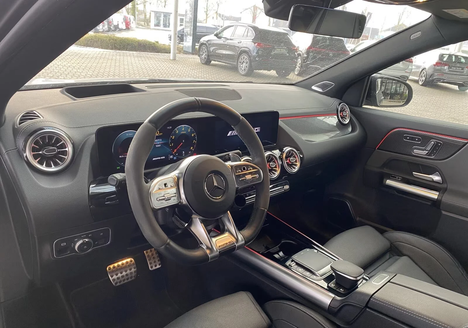 Mercedes-Benz GLA 45 AMG S/4MATIC/421HP/NIGHT/PANO/360/BURM/HUD/MEMO/154q | Mobile.bg � ����������� 9
