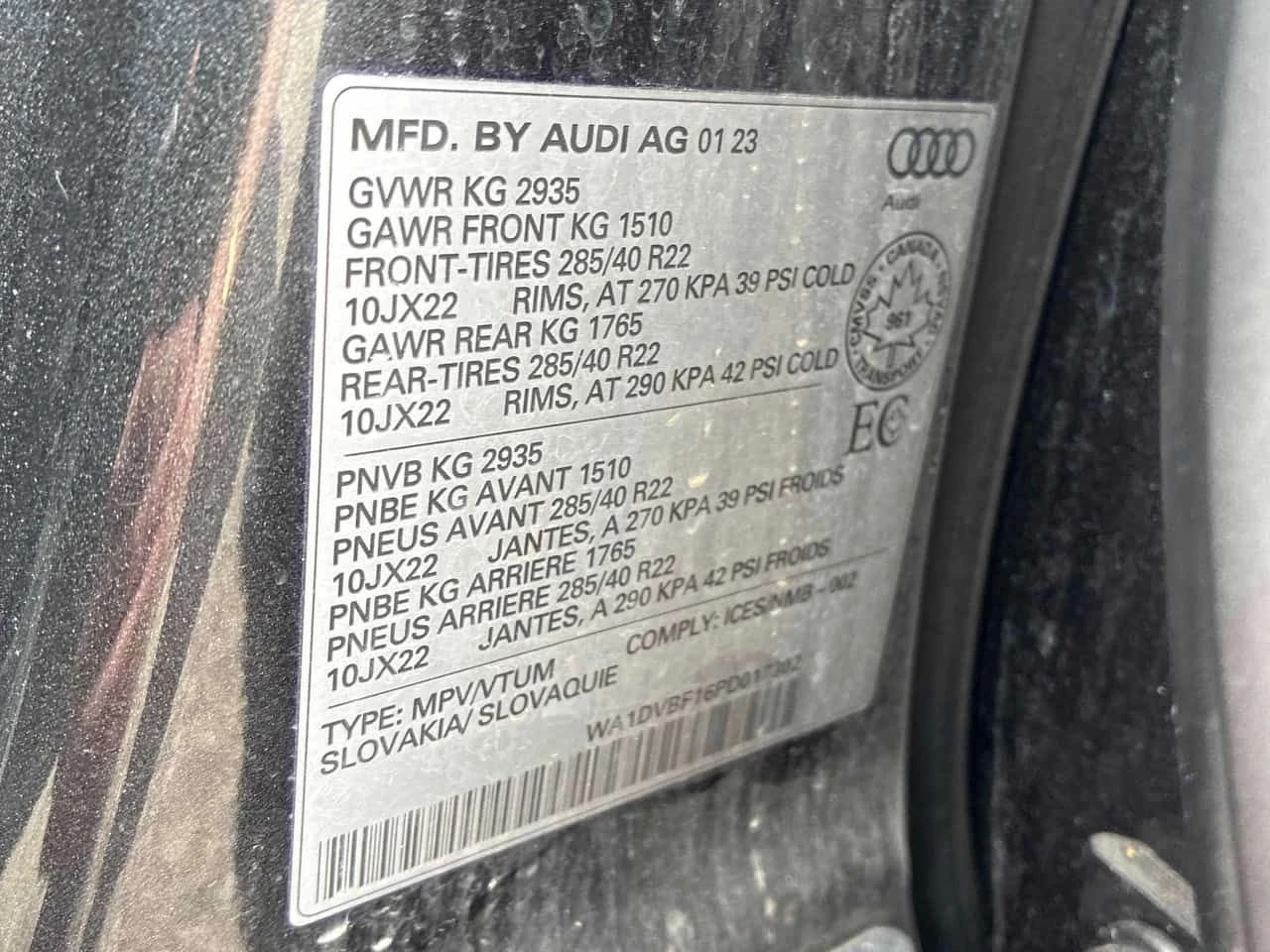 Audi Q8 /360/ОБДУХВАНЕ/MATRIX/АВТОКРЕДИТ !!!, снимка 14 - Автомобили и джипове - 54599541