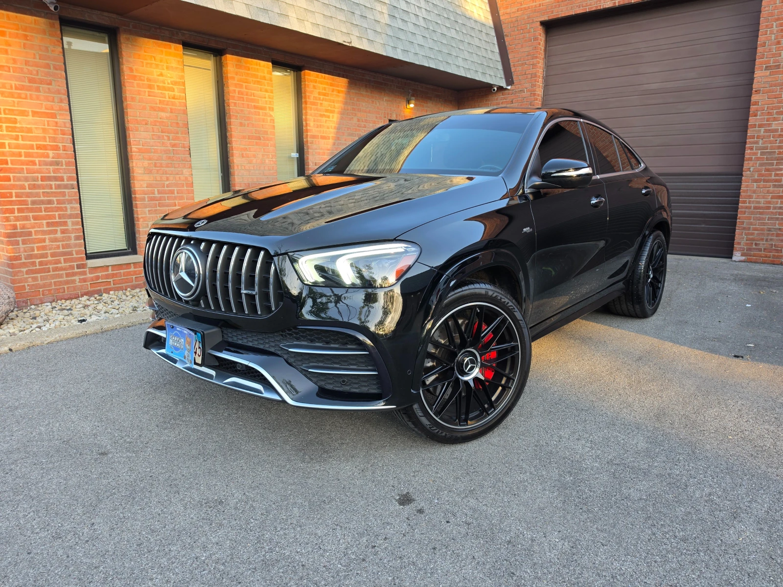 Mercedes-Benz GLE 53 4MATIC COUPE * НАЛИЧНА, снимка 2 - Автомобили и джипове - 54627807