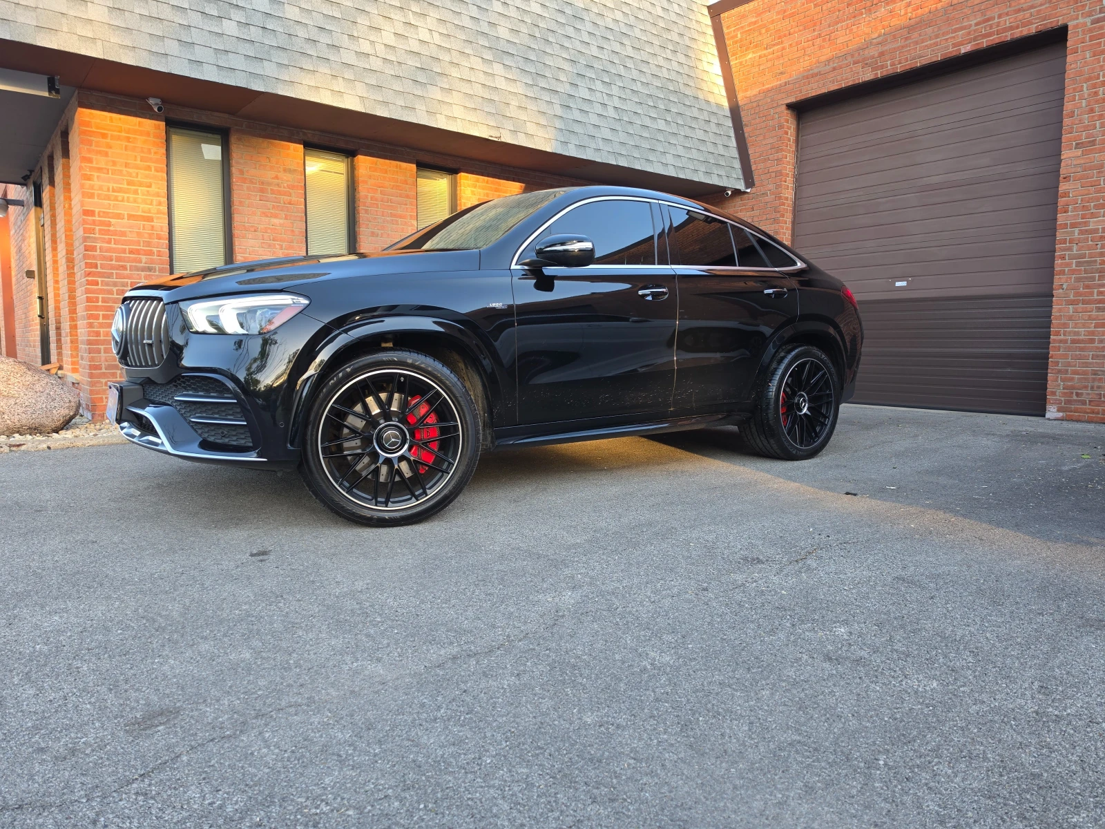 Mercedes-Benz GLE 53 4MATIC COUPE * НАЛИЧНА, снимка 5 - Автомобили и джипове - 54627807