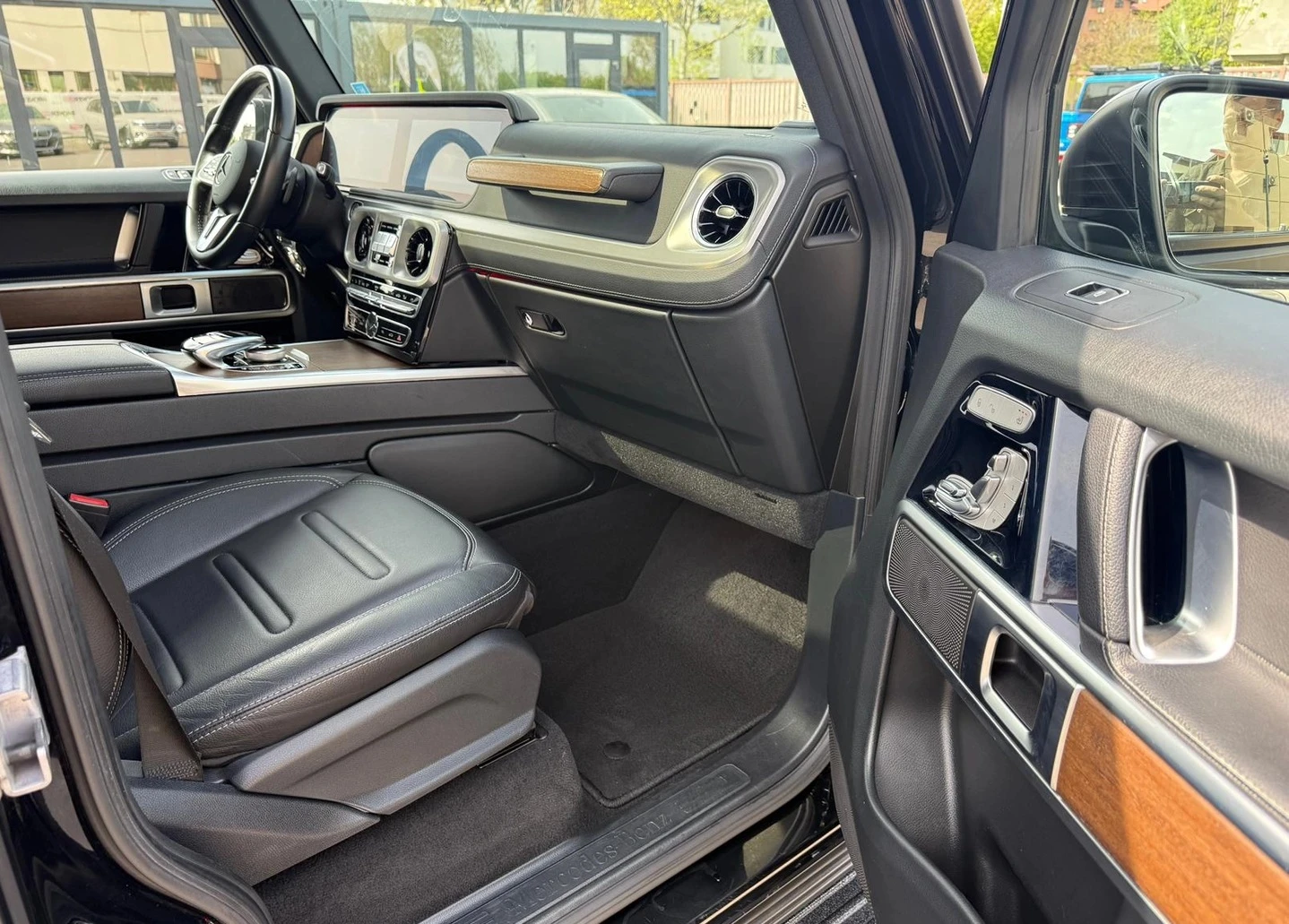 Mercedes-Benz G 350 d, снимка 6 - Автомобили и джипове - 54771472