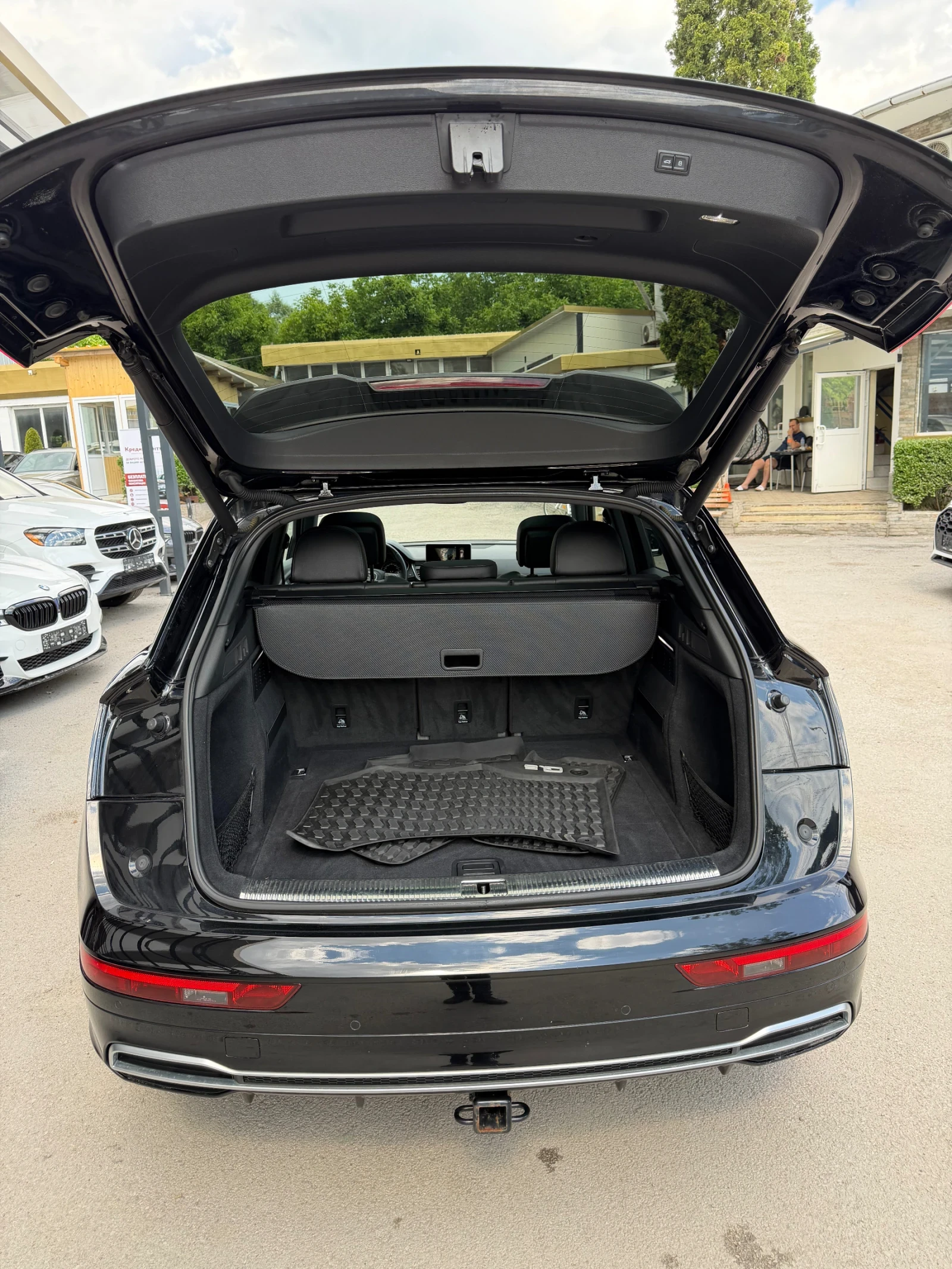Audi Q5 S-line Quattro , снимка 11 - Автомобили и джипове - 54769808