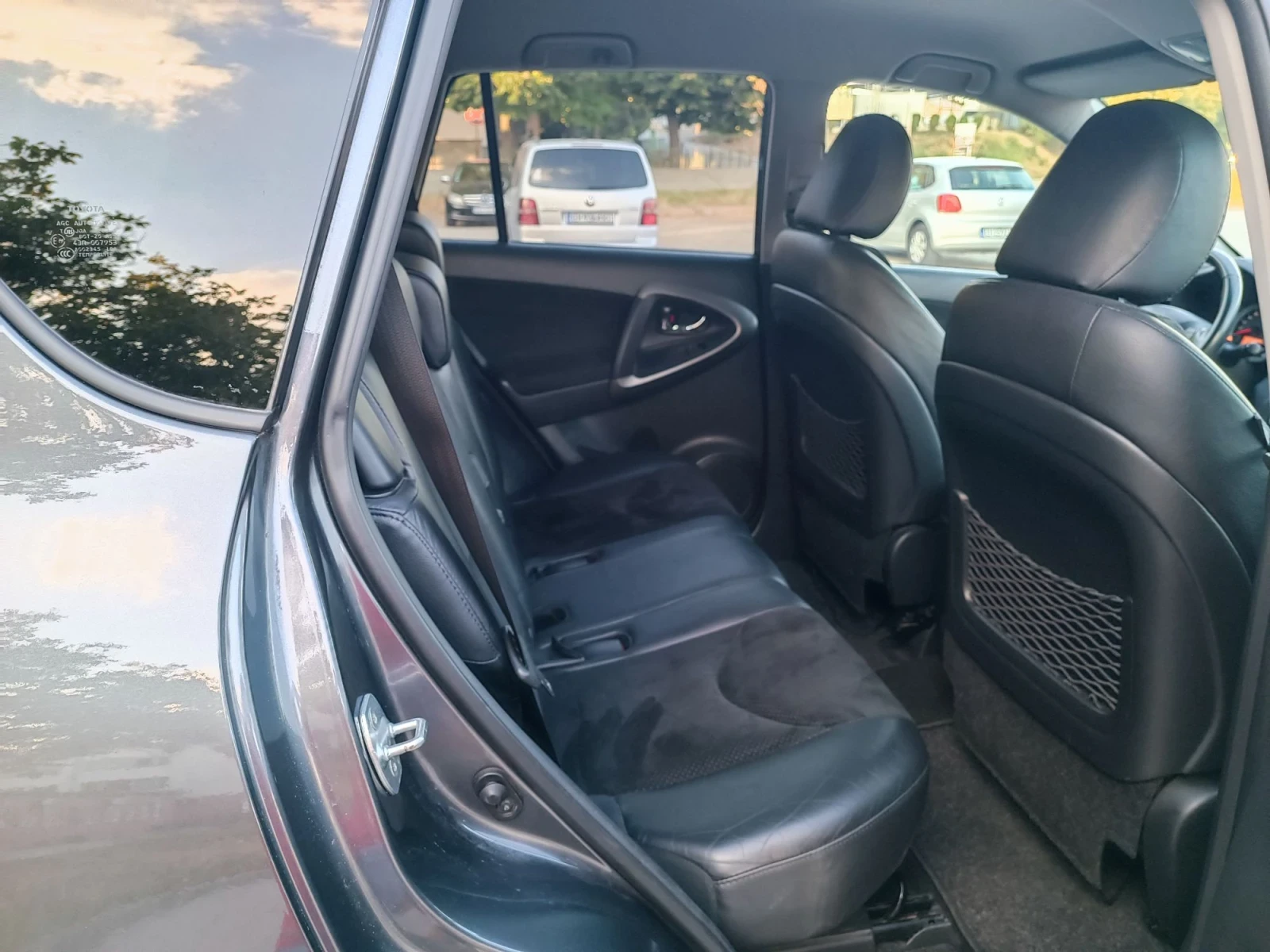Toyota Rav4 2.0i-158��-���������-�����-6��-FACELIFT-4X4 | Mobile.bg � ����������� 10