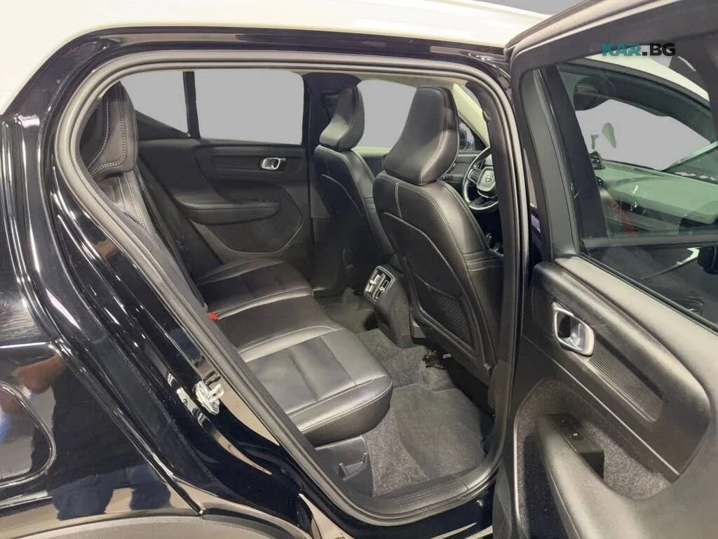 Volvo XC40, снимка 14 - Автомобили и джипове - 56689484
